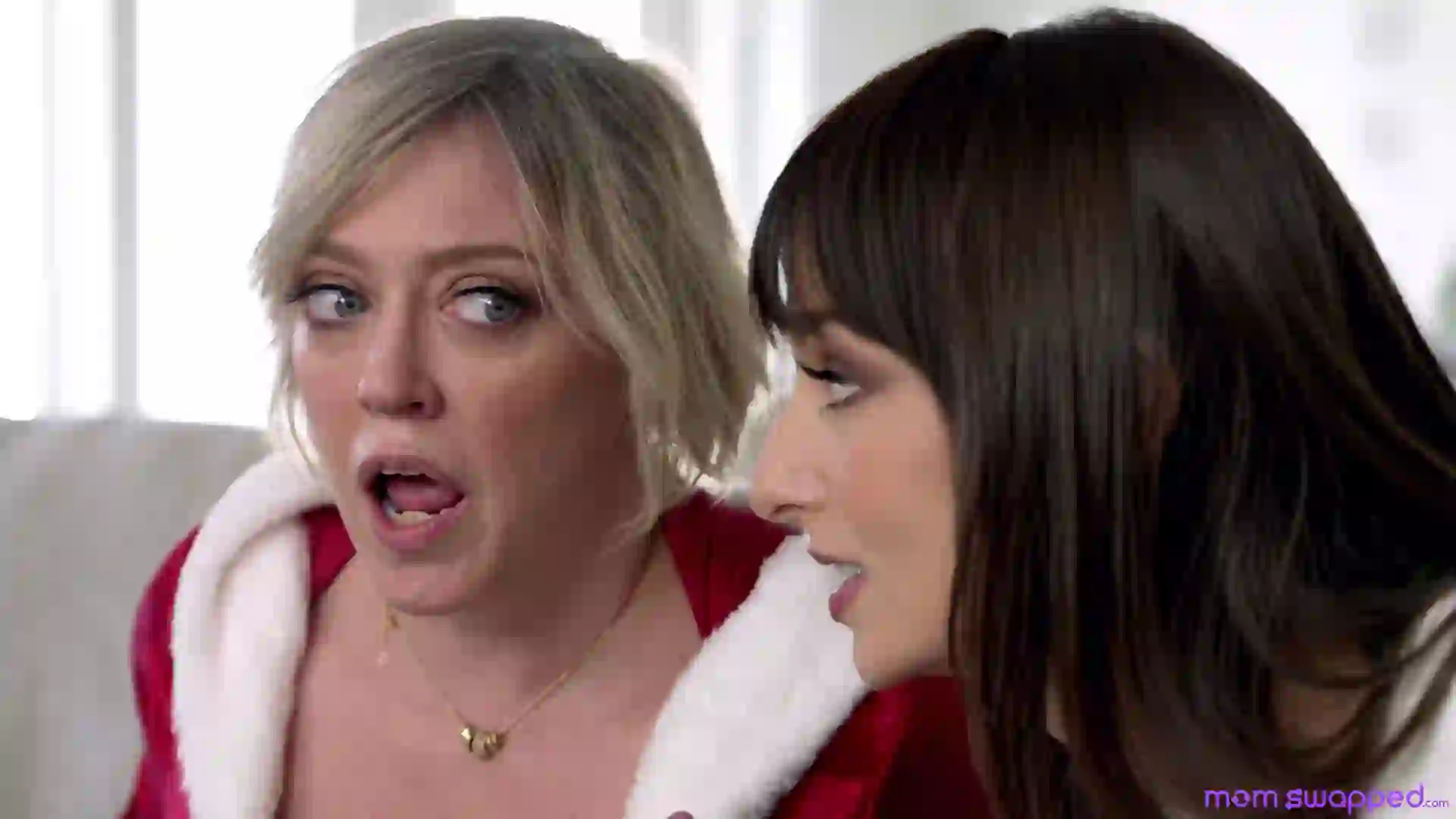 MomSwapped 22 12 21 Dee Williams And Lexi Luna Swapping Moms For Christmas XXX 1080p MP4